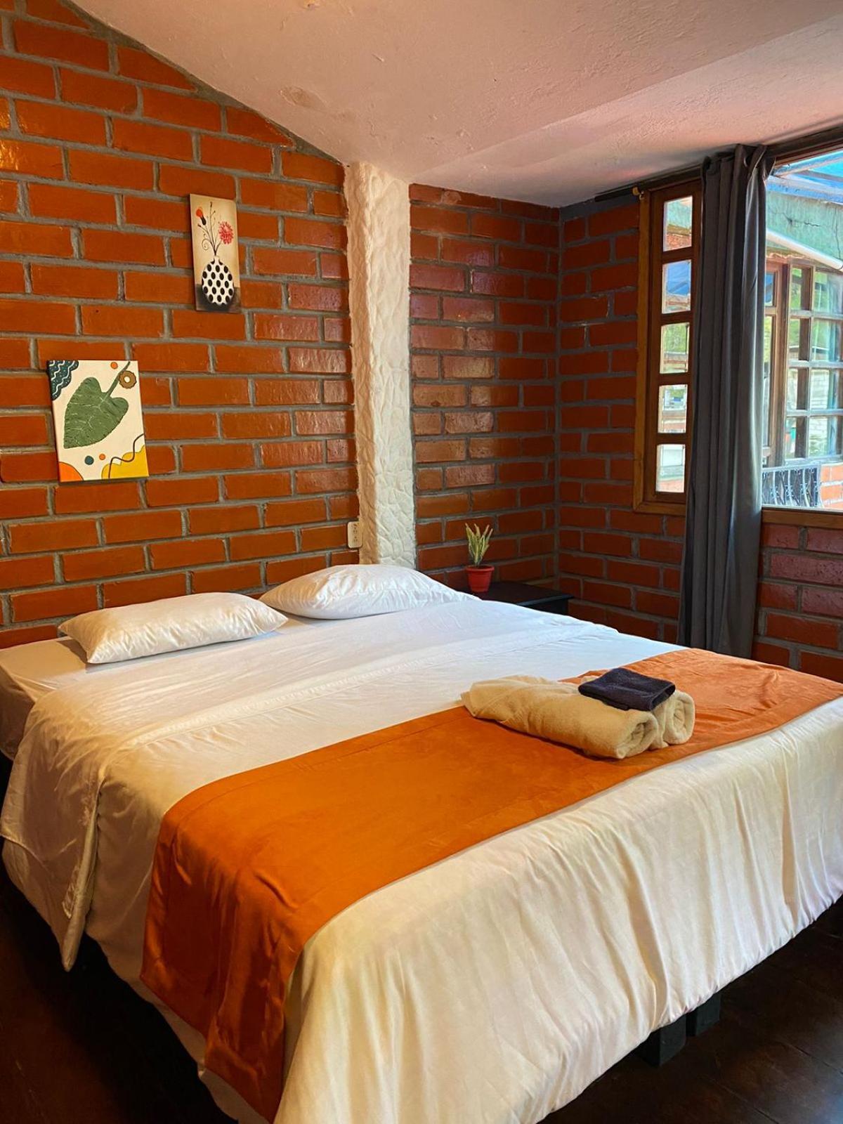 Garden House Hostal Banos  Bagian luar foto