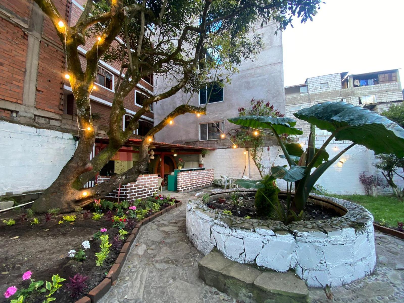 Garden House Hostal Banos  Bagian luar foto