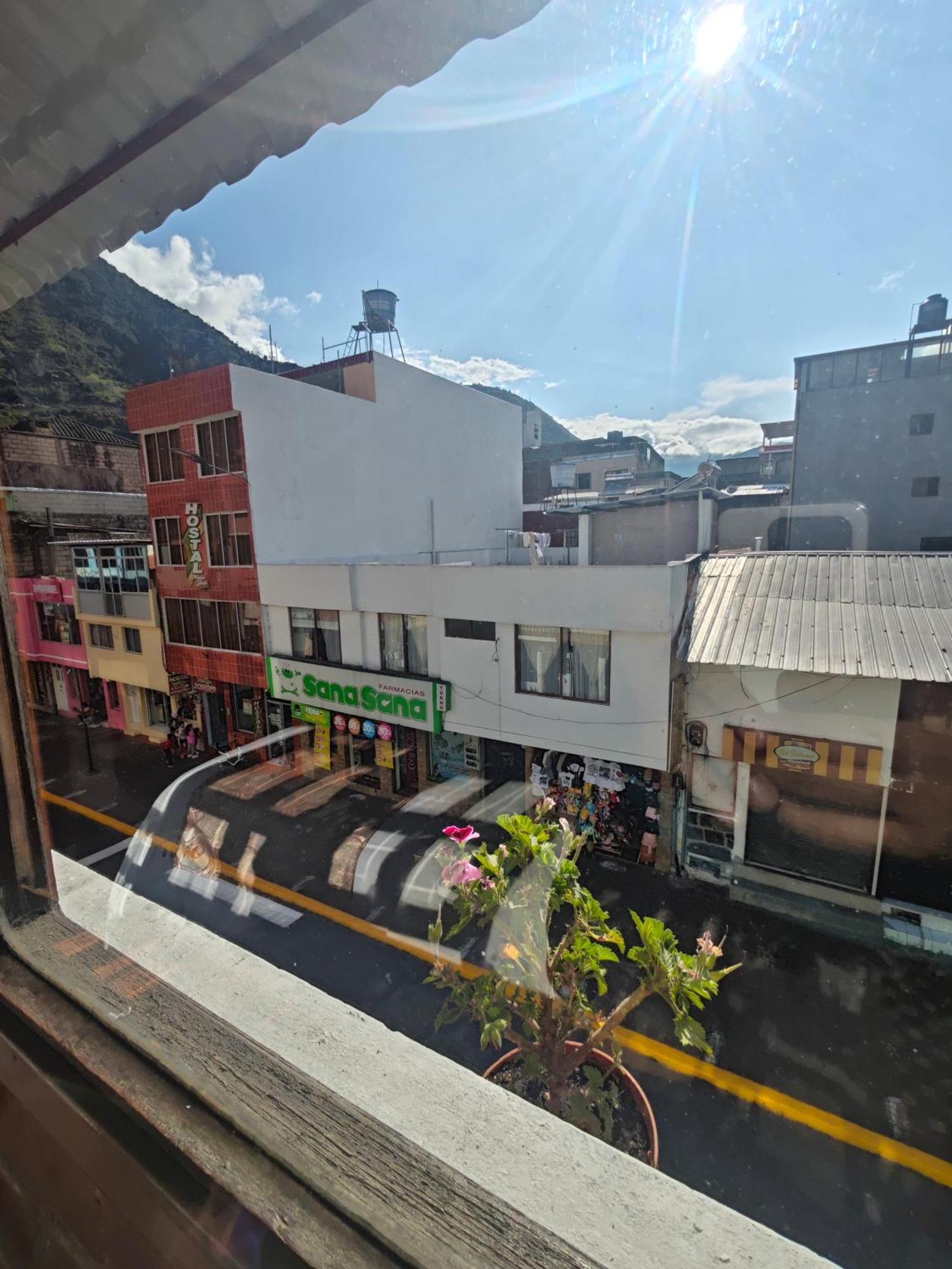 Garden House Hostal Banos  Bagian luar foto