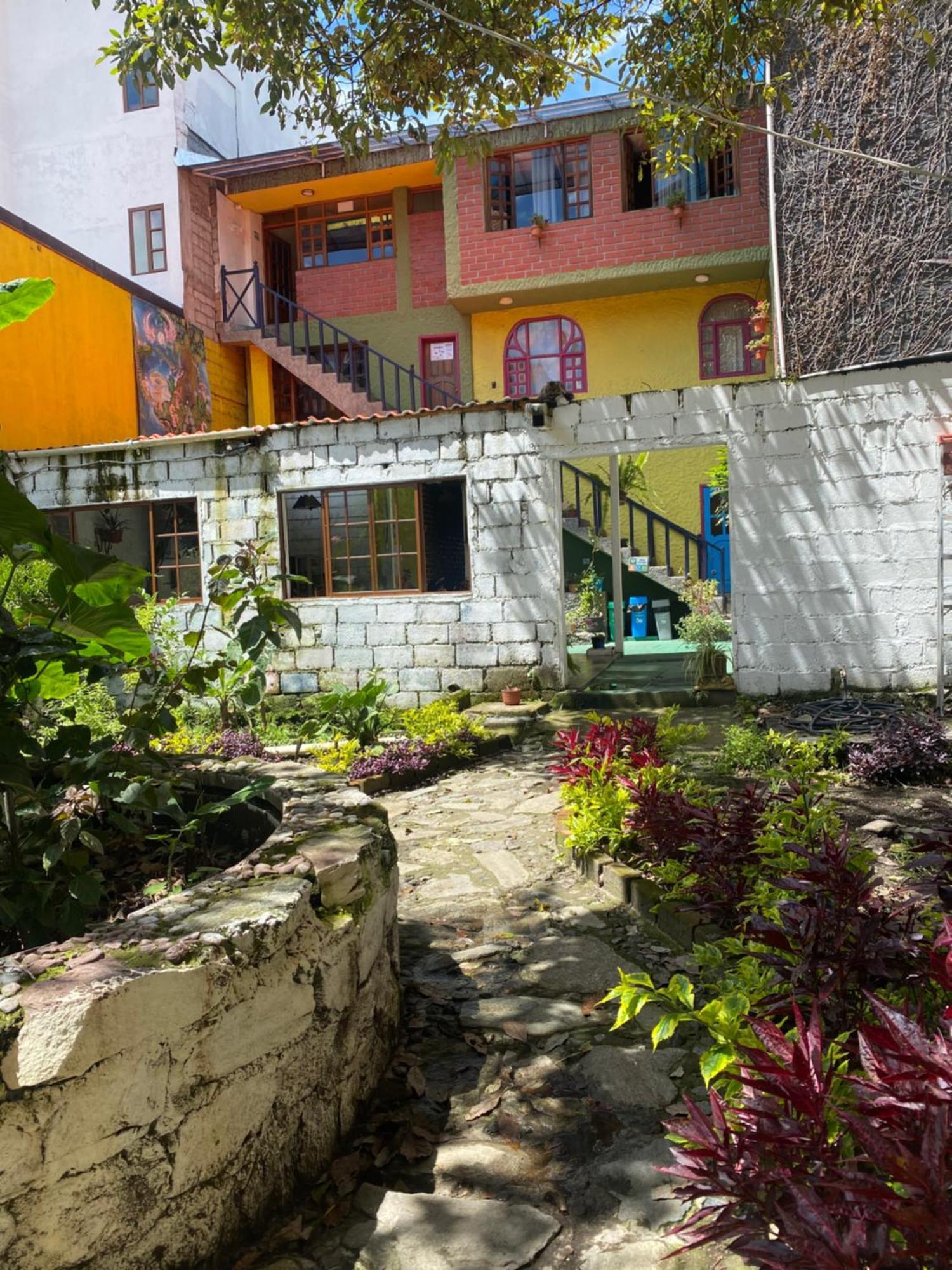 Garden House Hostal Banos  Bagian luar foto